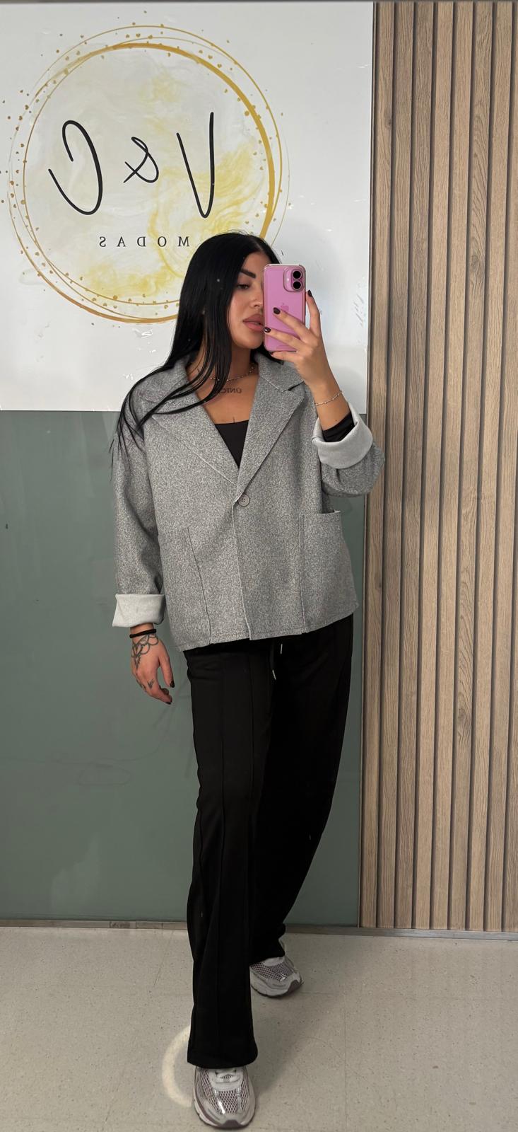 Gabardina corta de paño